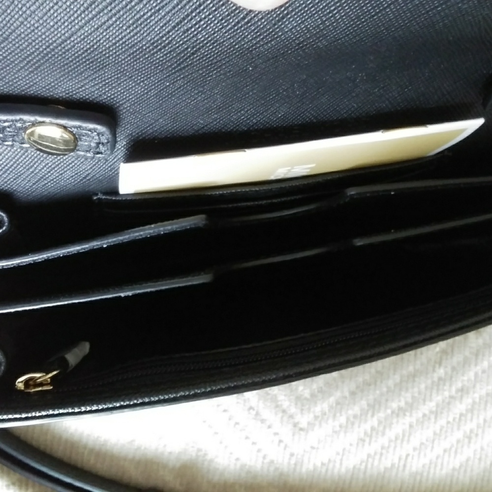 MICHAEL KORS VANNA LG PHONE MINI CROSSBODY CLUTCH - Picture 5 of 6